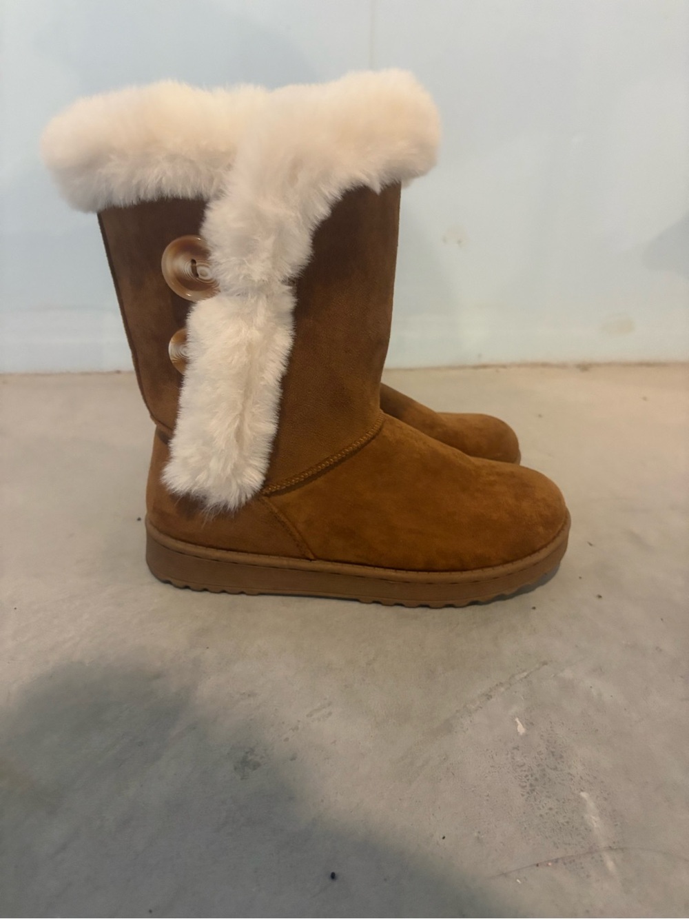 SO Women's Faux-Suede Button Winter Boots in Chestnut and Cream